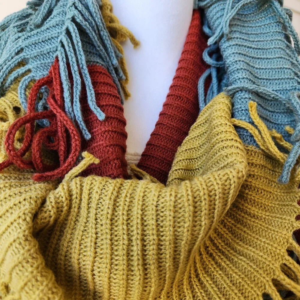 Color Block Knit Circle Scarf Fringe Red Yellow Blue Winter Fall Boho Cozycore - Picture 5 of 7